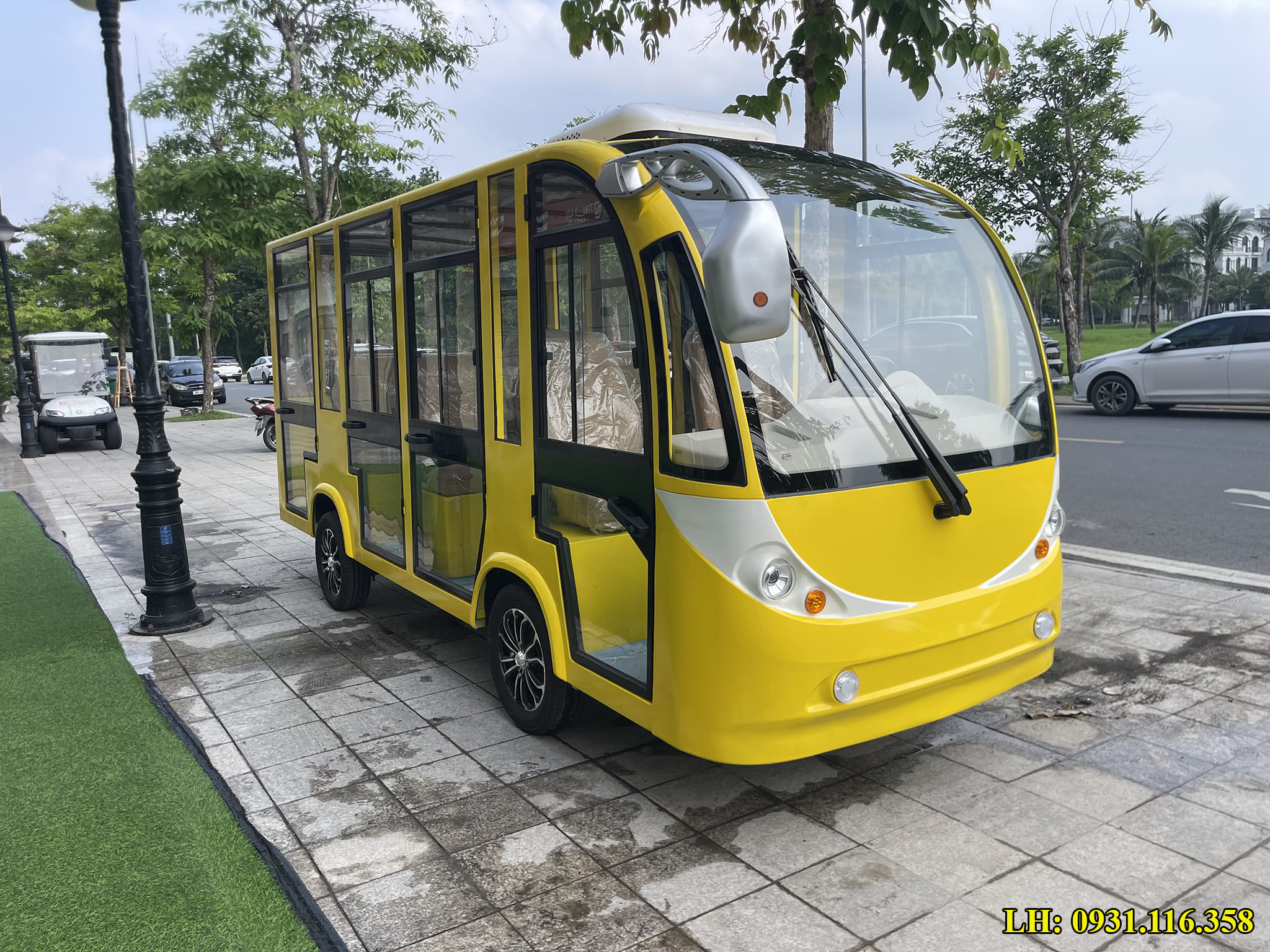 xe điện chở khách du lịch 11 chỗ cabin kín