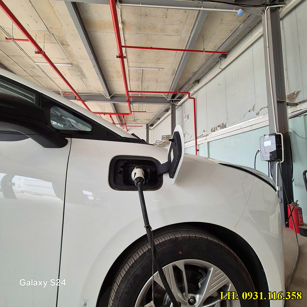 xe ô tô điện FAW Bestune NAT